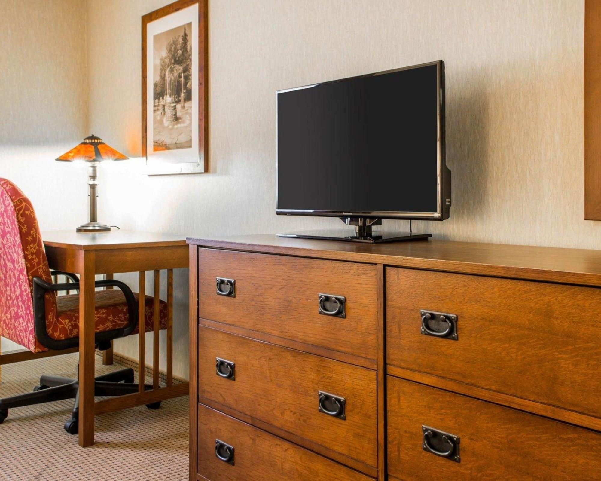 Quality Inn Айронвуд Екстер'єр фото