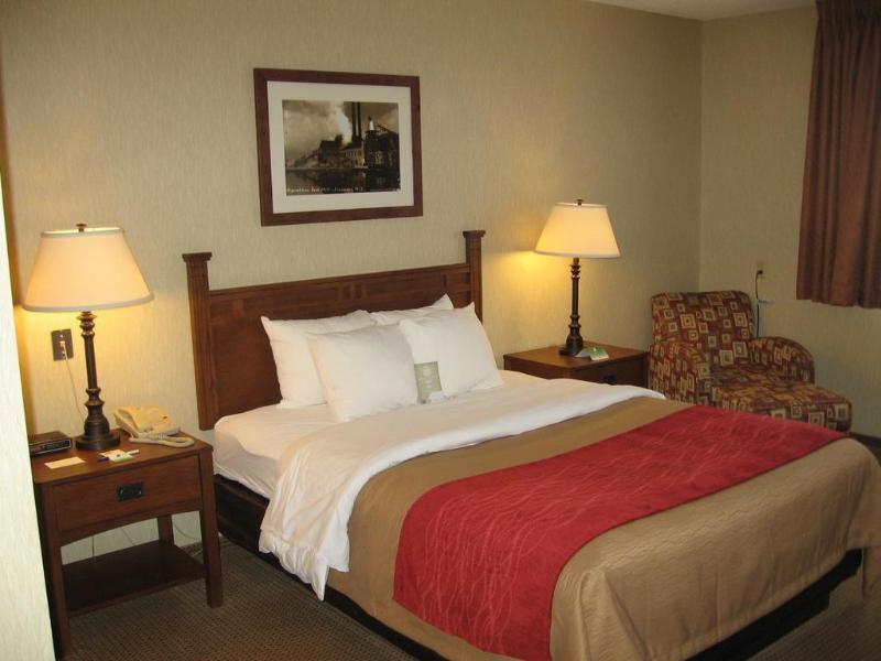 Quality Inn Айронвуд Екстер'єр фото