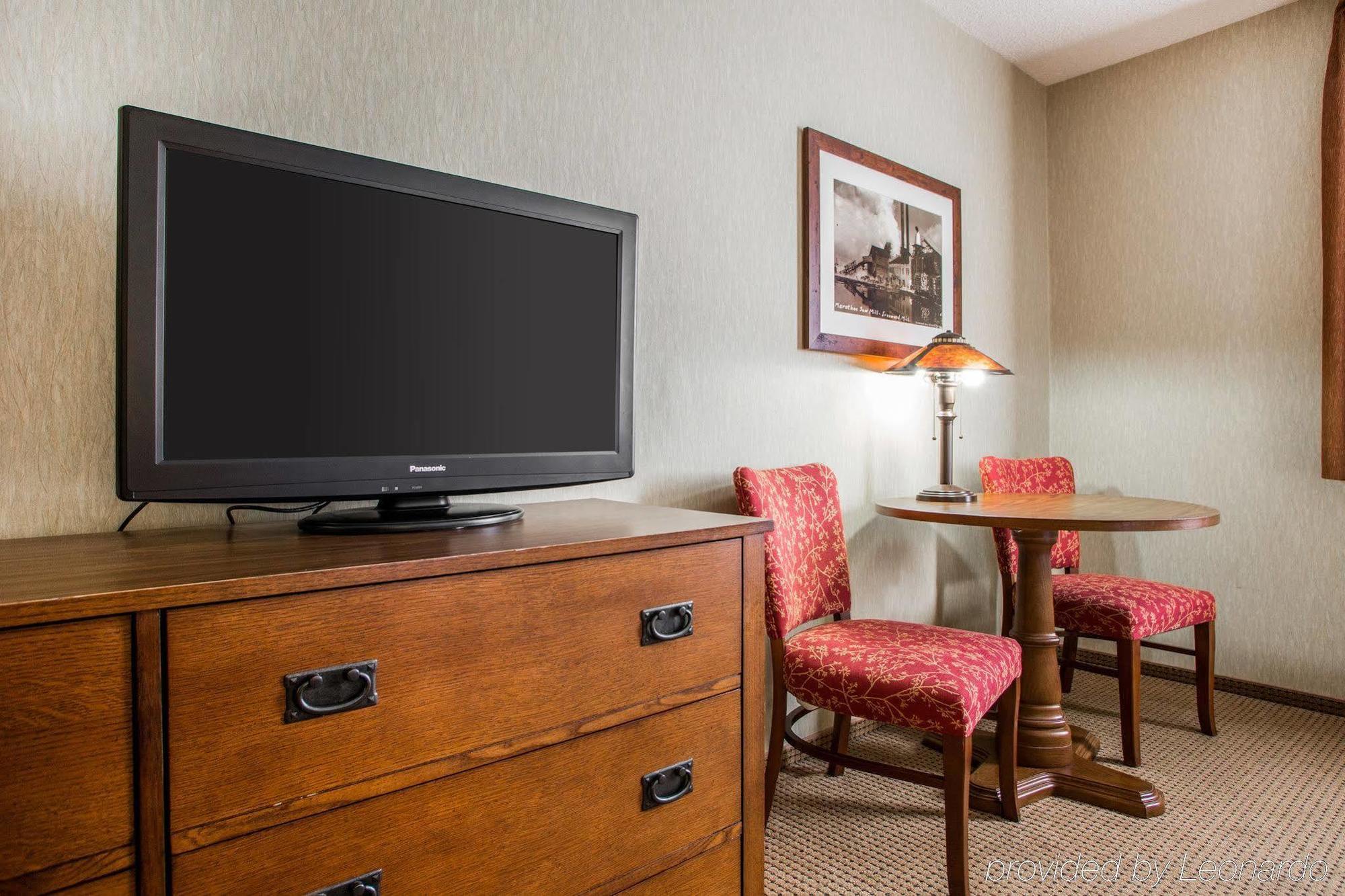 Quality Inn Айронвуд Екстер'єр фото