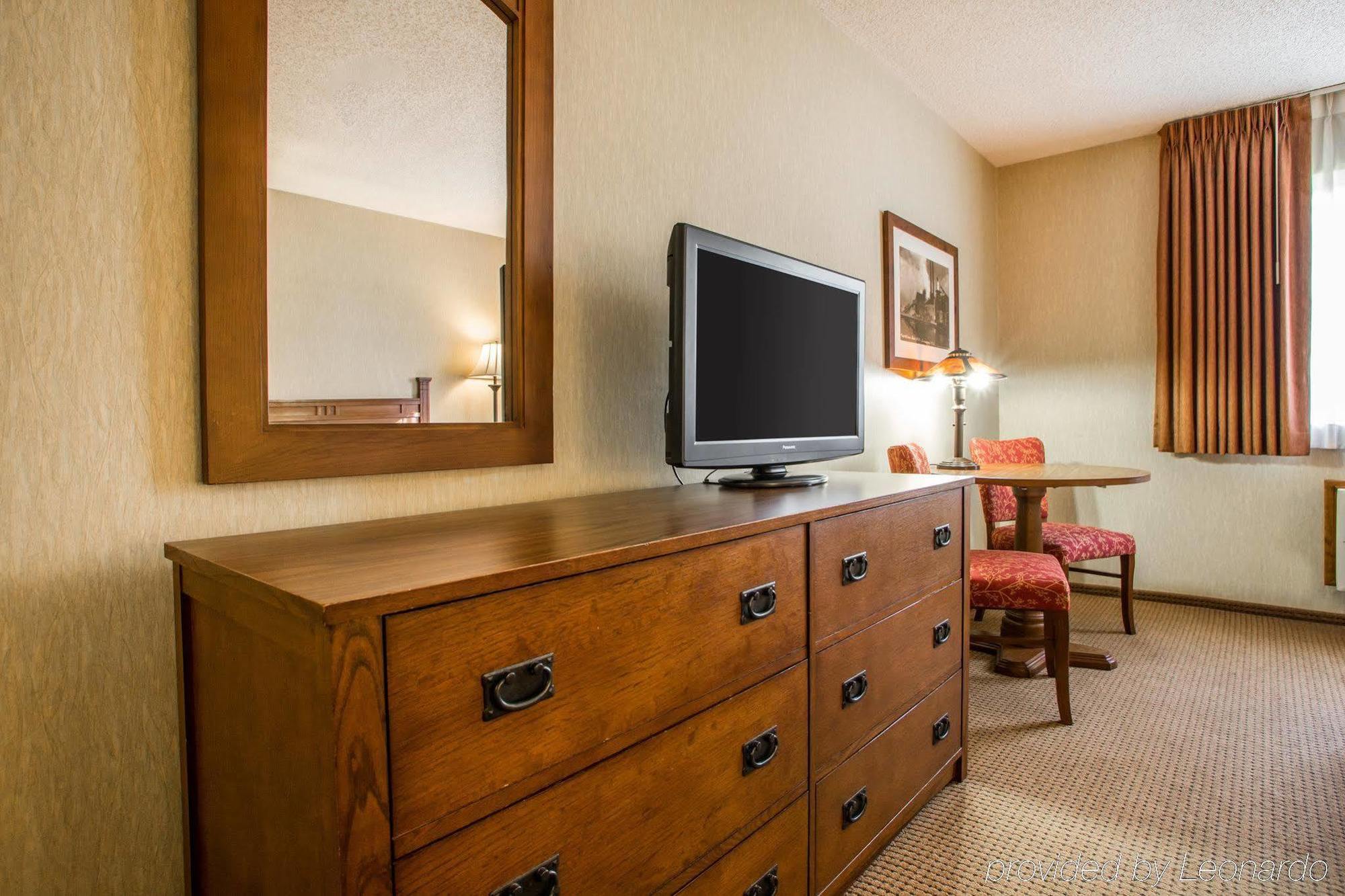 Quality Inn Айронвуд Екстер'єр фото