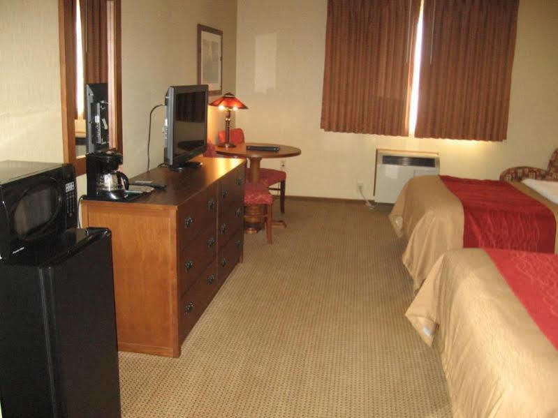 Quality Inn Айронвуд Екстер'єр фото